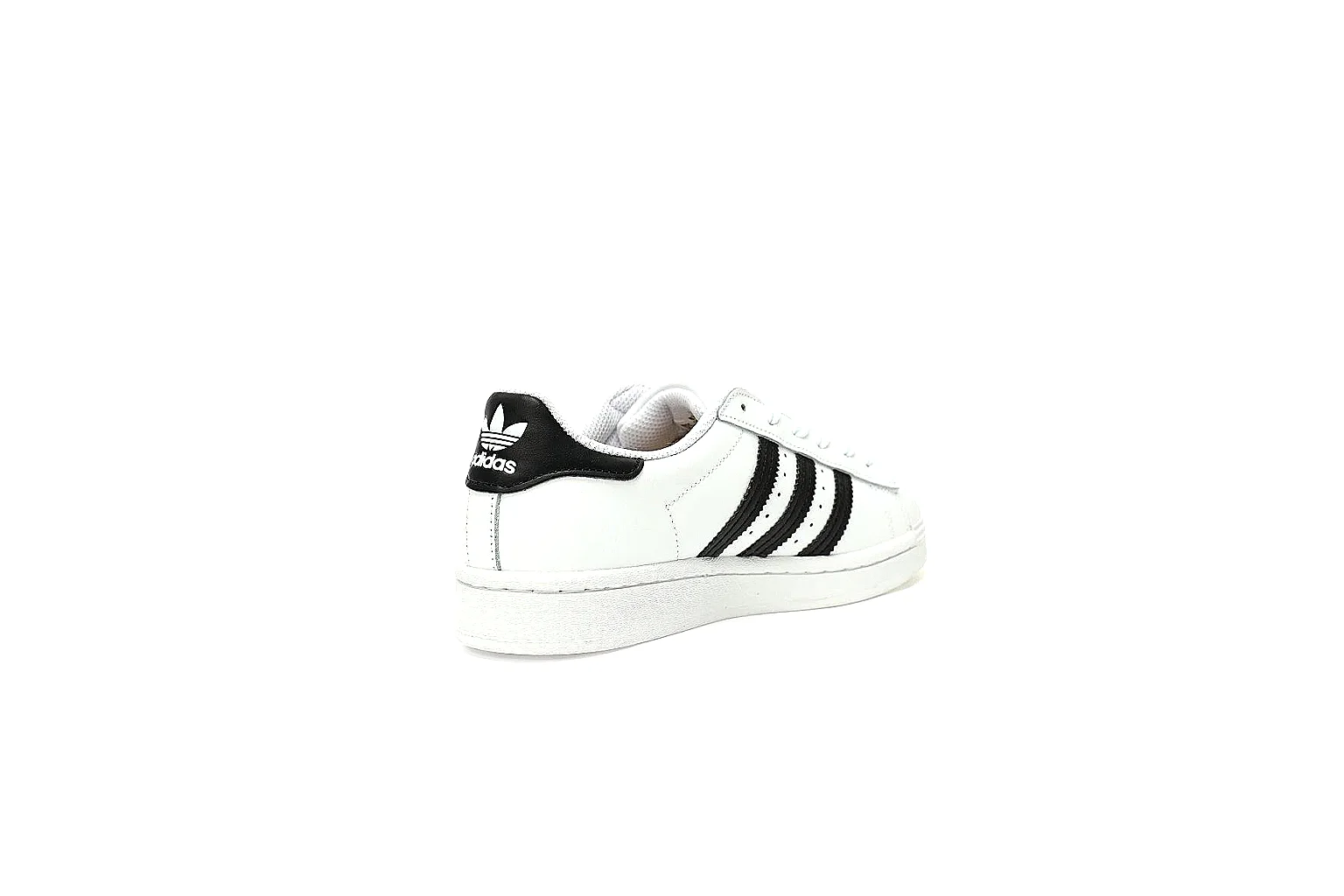 Kako Find List budget photos for Adidas White Black Low Trainer thumbnail 2