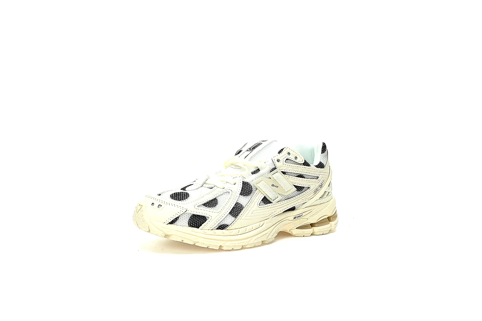 Kako Find List budget photos for Asics Cream Black Gel Runner Sneaker thumbnail 2