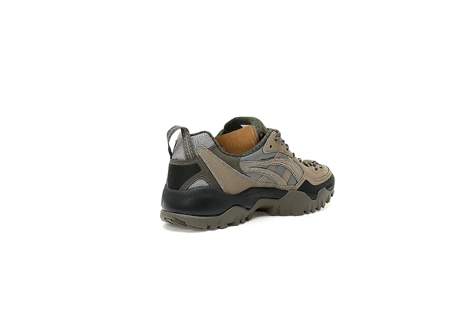 ASICS tan olive rugged trail low find at CNY 420 thumbnail 3