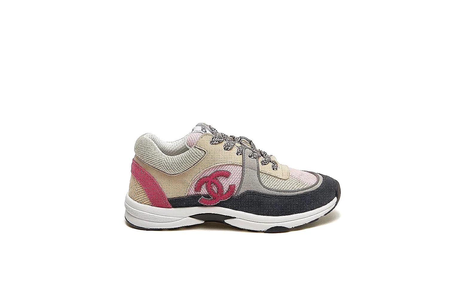Kako Find List budget photos for Chanel Black Runner Sneaker