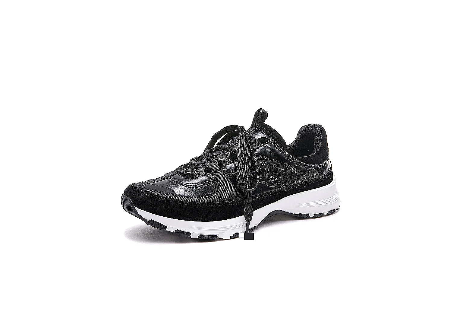 Kako Find List budget photos for Chanel Black Runner Sneaker
