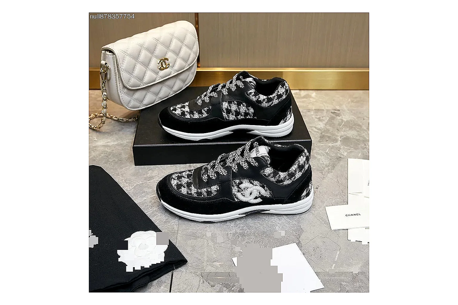 Kako Find List budget photos for Chanel Black White Runner Sneaker