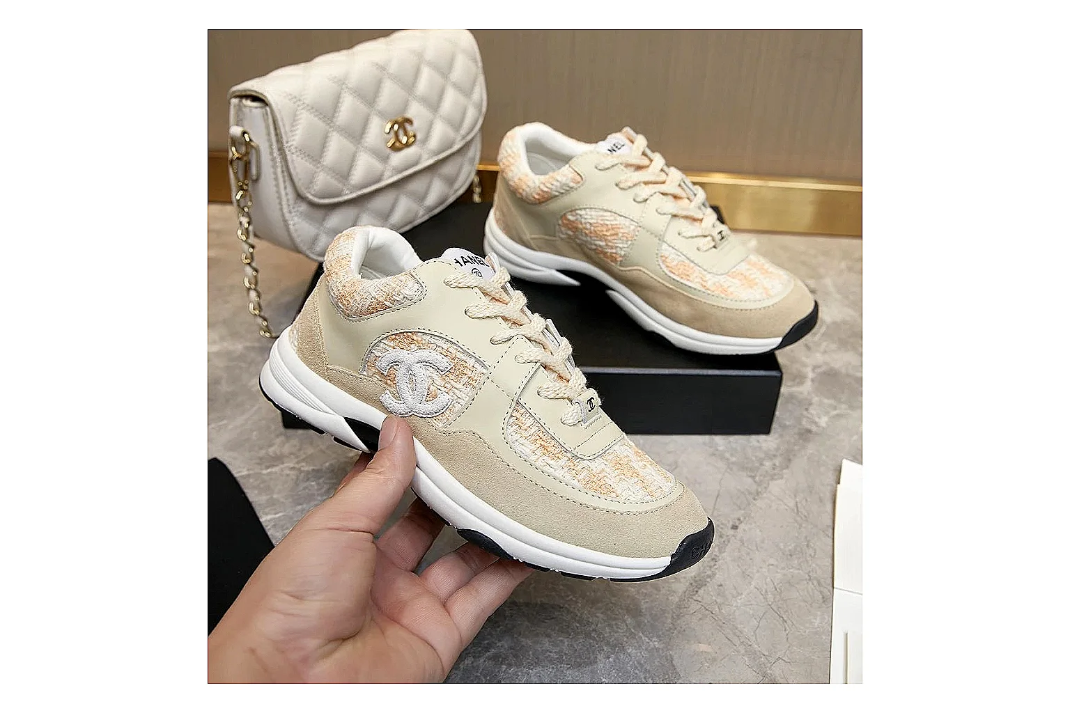 kakofindlist.com Chanel Beige CC Runner 2880 Beige runner product image thumbnail 4