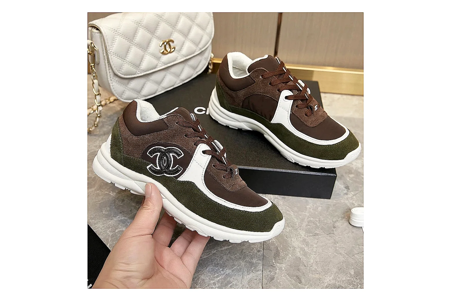 kakofindlist.com Chanel Brown CC Runner 2799 Brown runner product image thumbnail 5