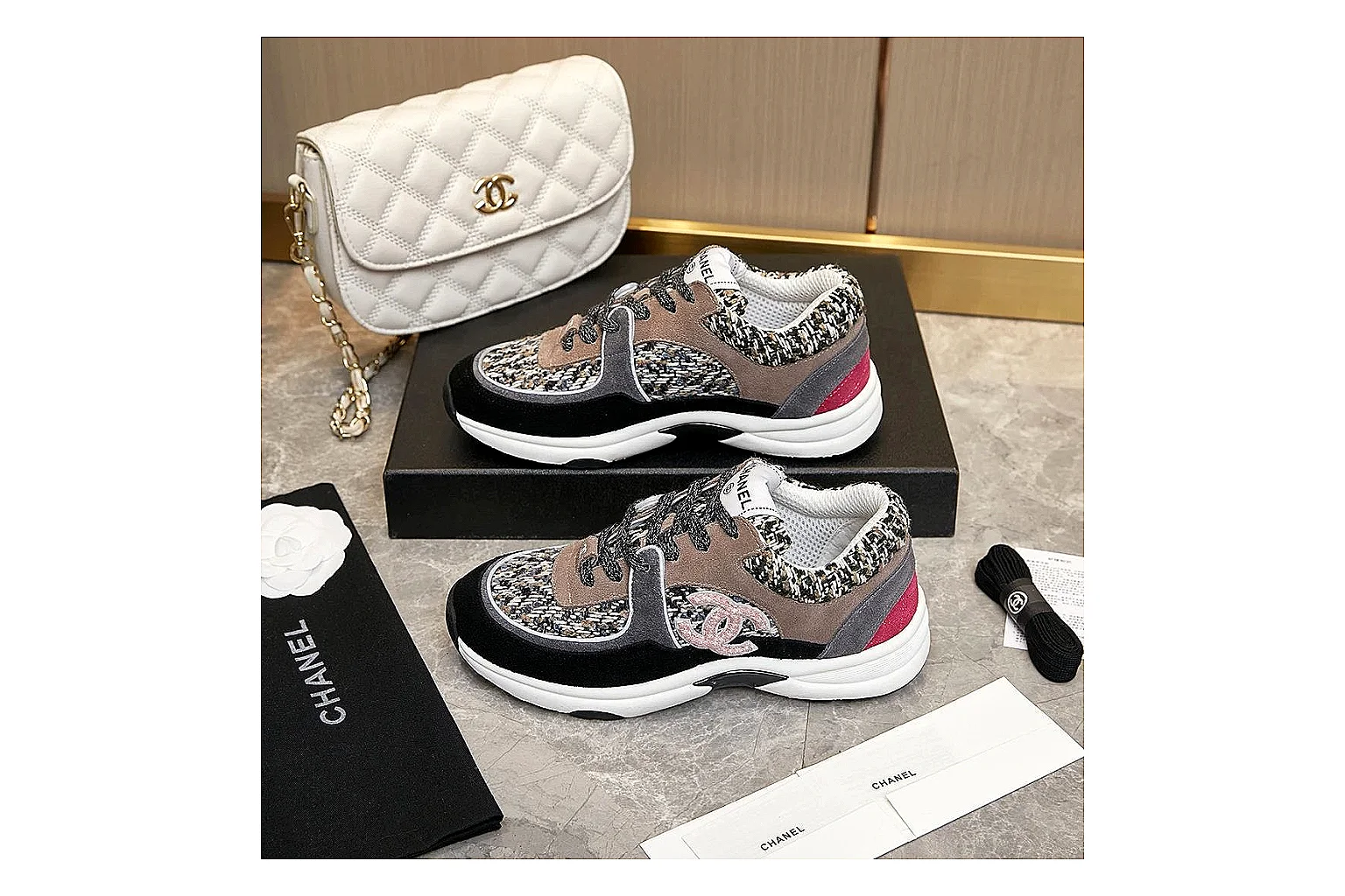 kakofindlist.com Chanel Grey Pink CC Runner 2853 Grey Pink runner product image thumbnail 6