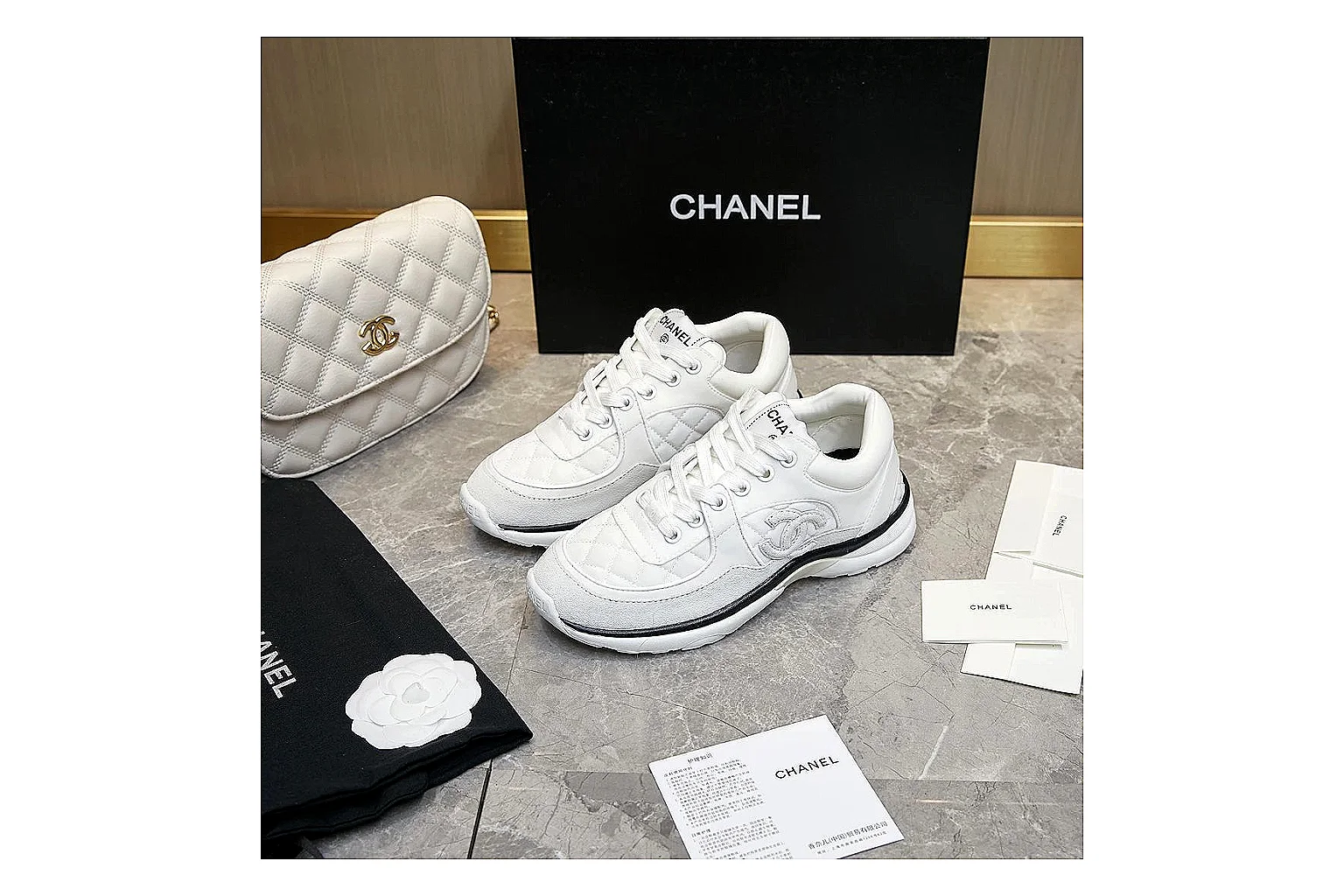kakofindlist.com Chanel White CC Runner 2873 White runner product image thumbnail 3