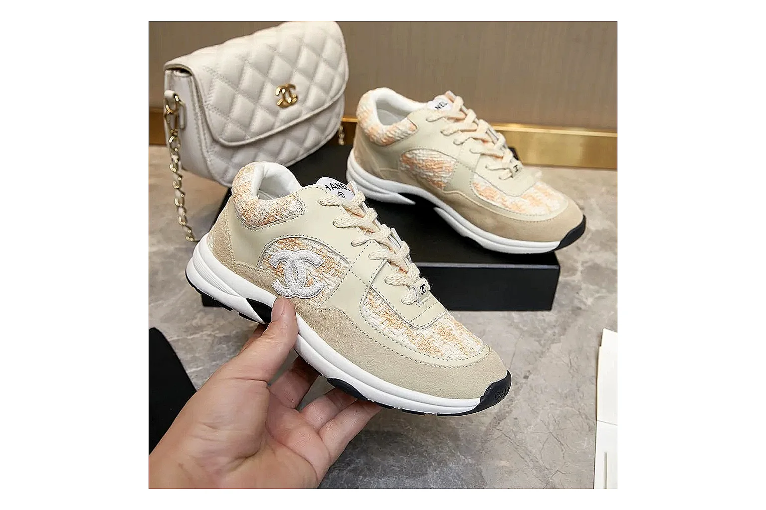 Kako Find List budget photos for Chanel Cream Quilted Runner thumbnail 5