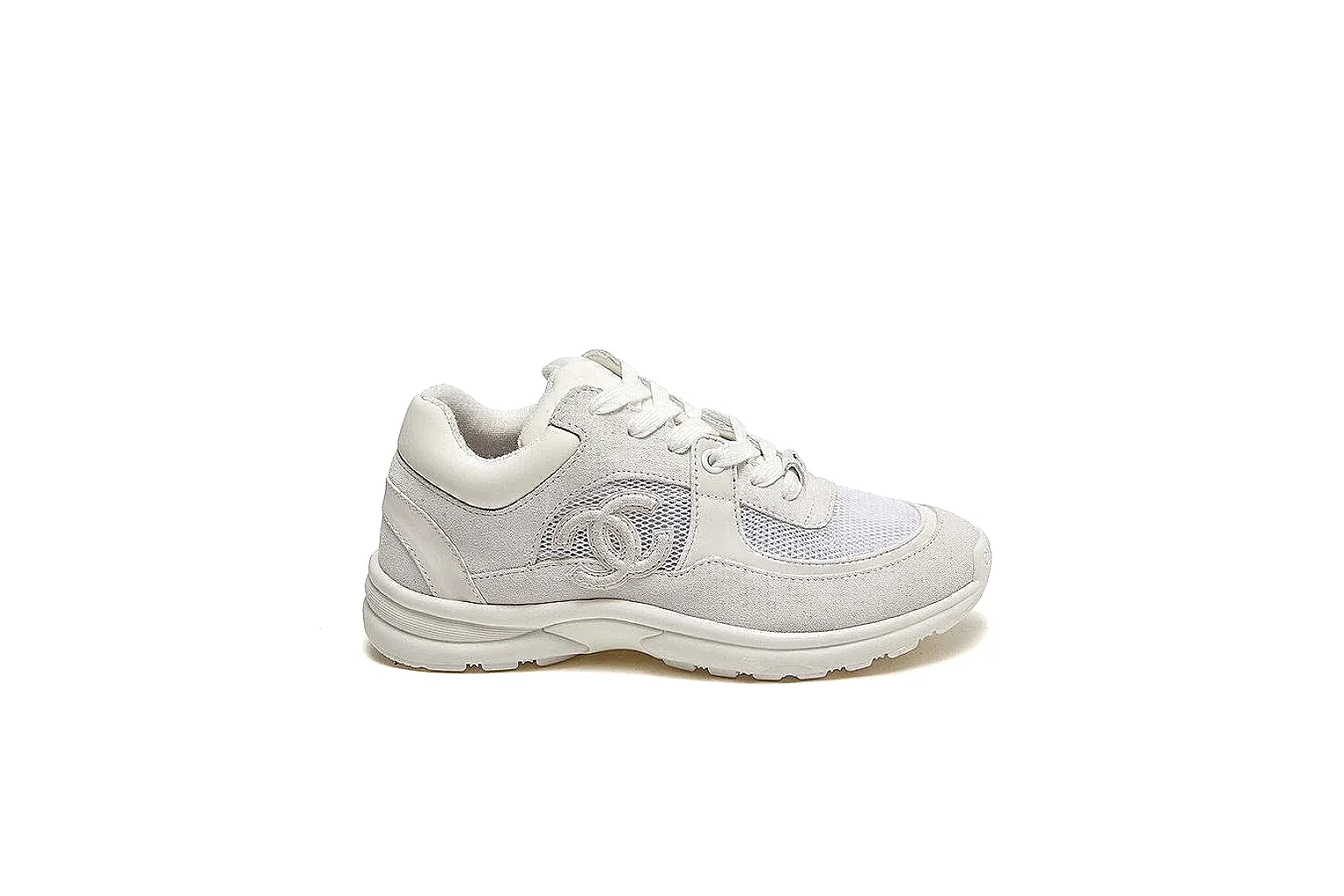 Kako Find List budget photos for Chanel White Runner Sneaker