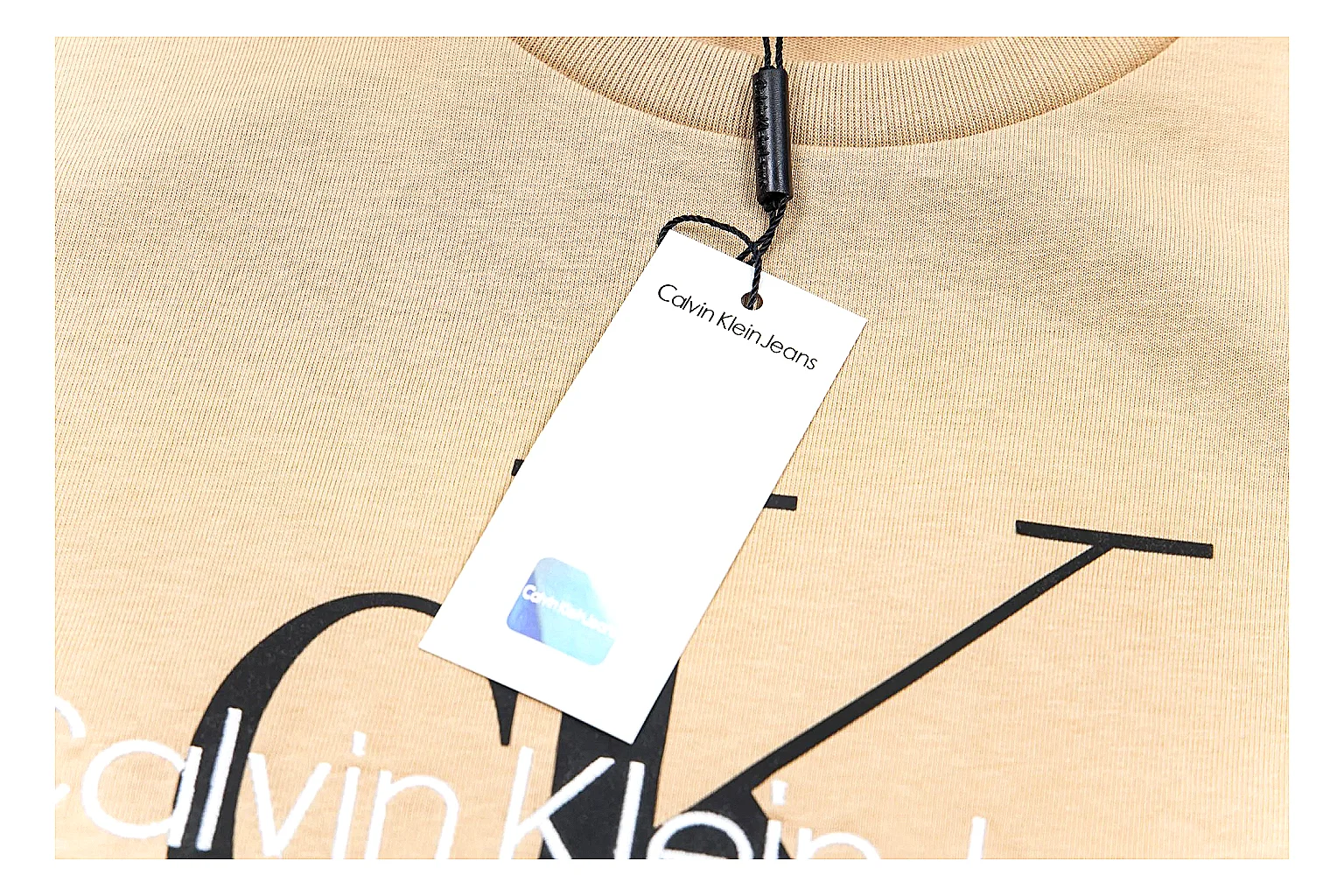 kakofindlist.com Calvin Klein Cream Logo Logo Tee 0597 Cream Logo short-sleeve-tee product image thumbnail 4
