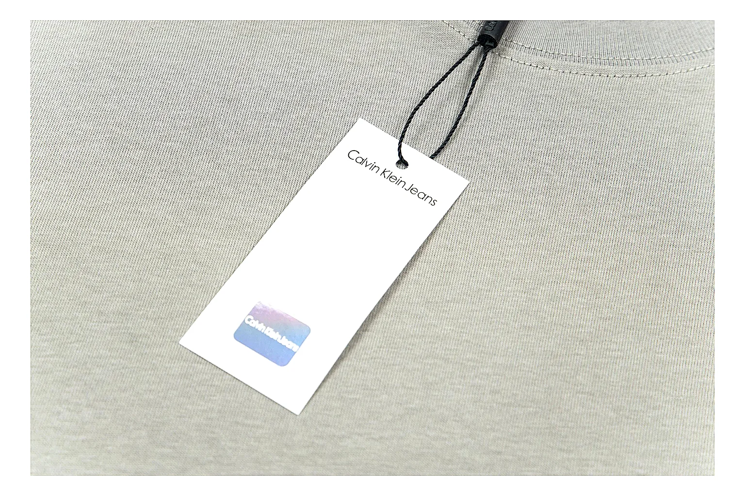 kakofindlist.com Calvin Klein Grey Small Logo Logo Tee 0554 Grey Small Logo short-sleeve-tee product image thumbnail 5