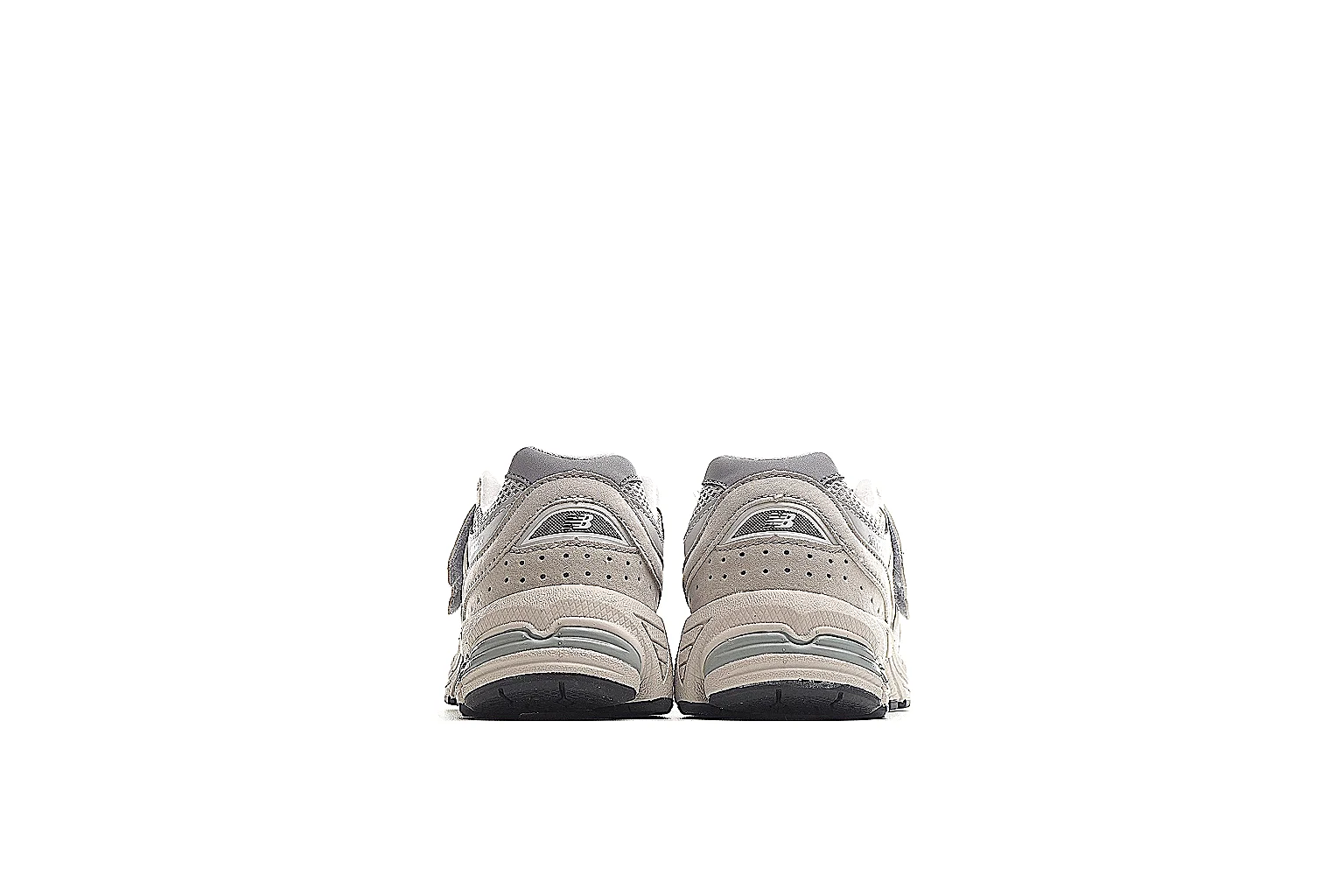 kakofindlist.com Gray Gray Runner Runner budget shortlist note six-photo gallery thumbnail 5