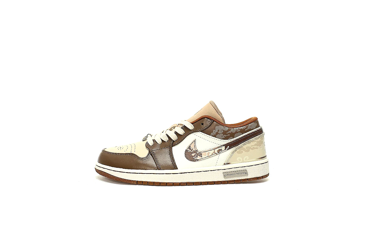 Kako Find List budget photos for Jordan Brown Cream Low Court