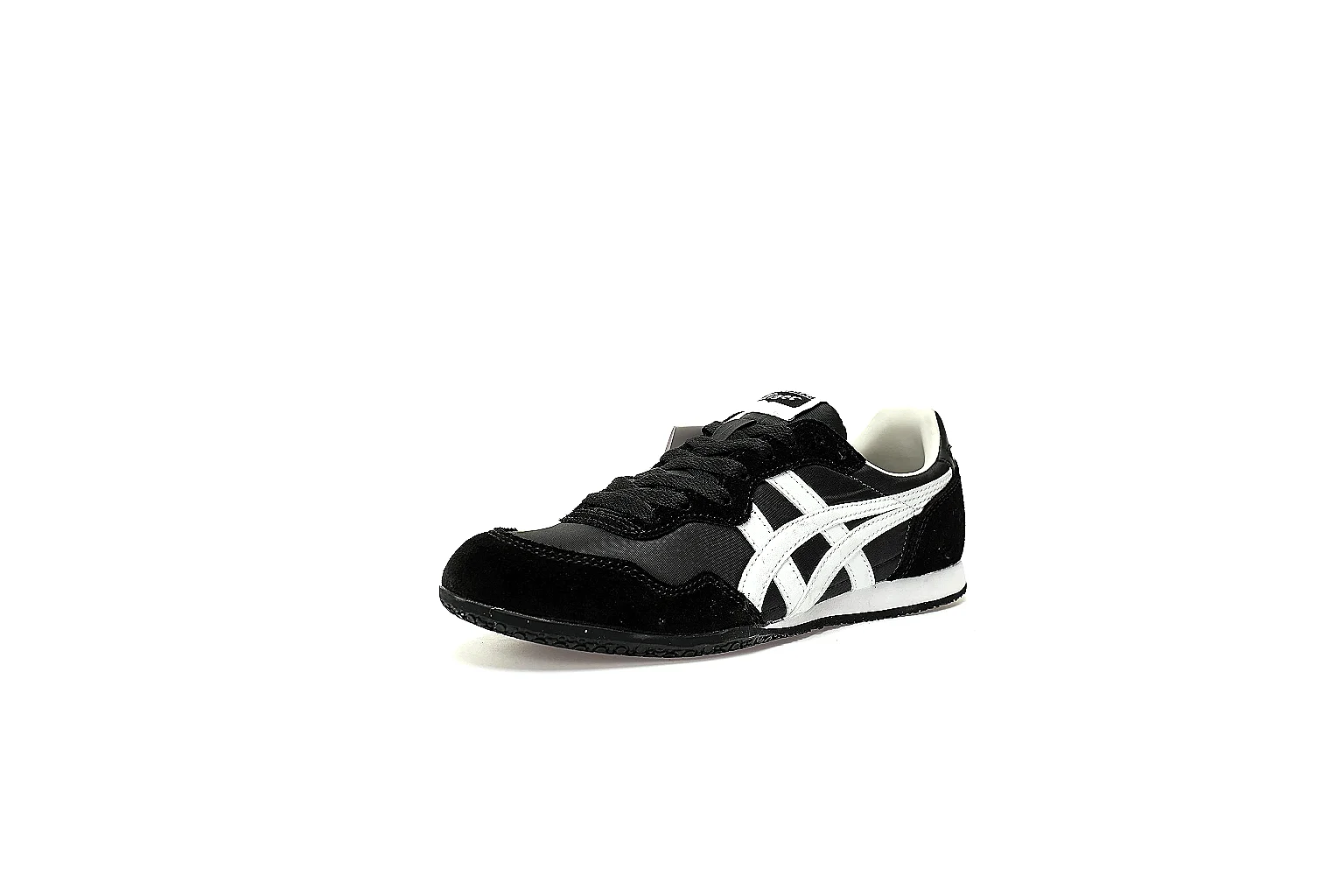 kakofindlist.com Black White Low Court Low Top budget shortlist note six-photo gallery thumbnail 2