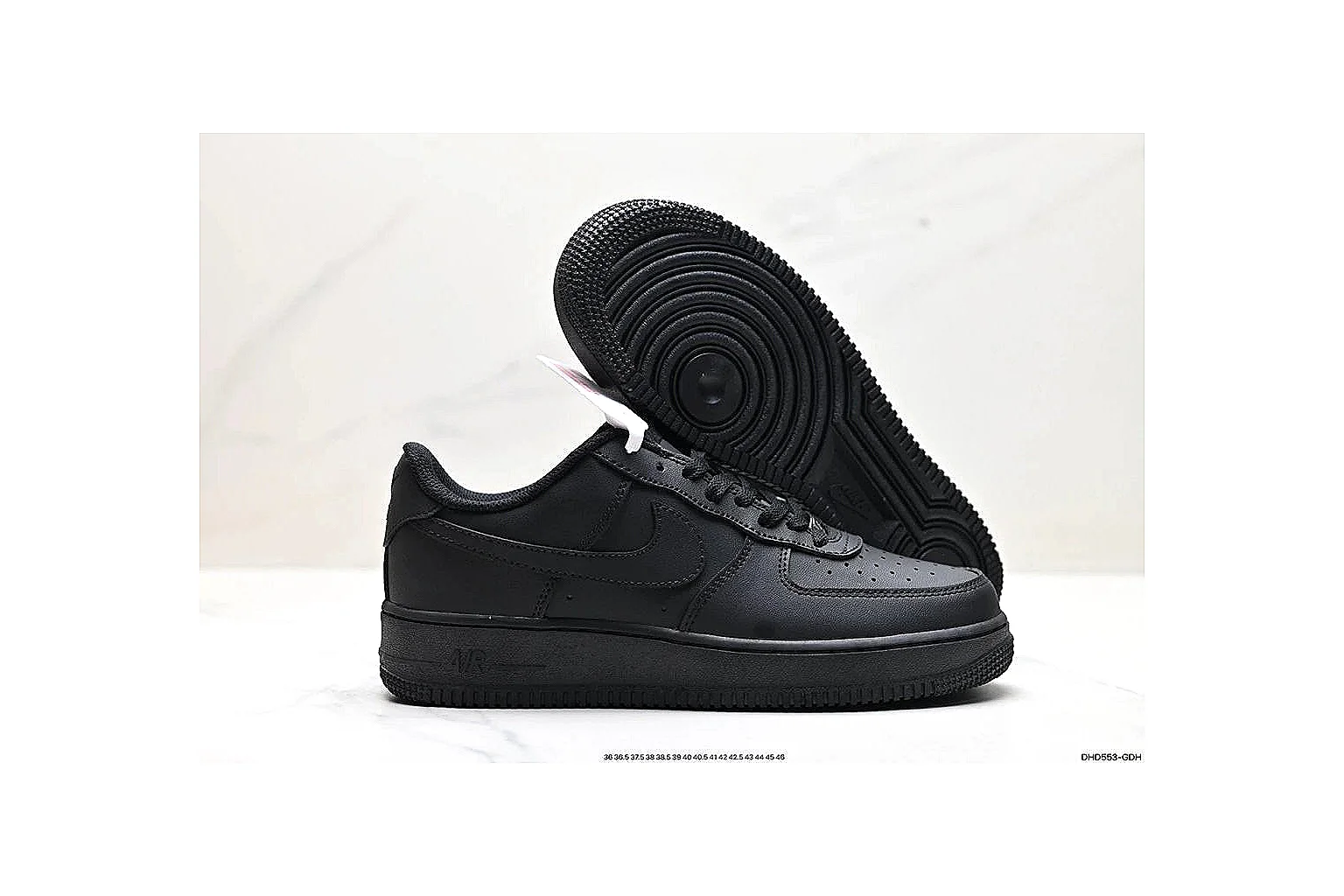 kakofindlist.com Black White Low Top Runner Low Top budget shortlist note six-photo gallery thumbnail 5
