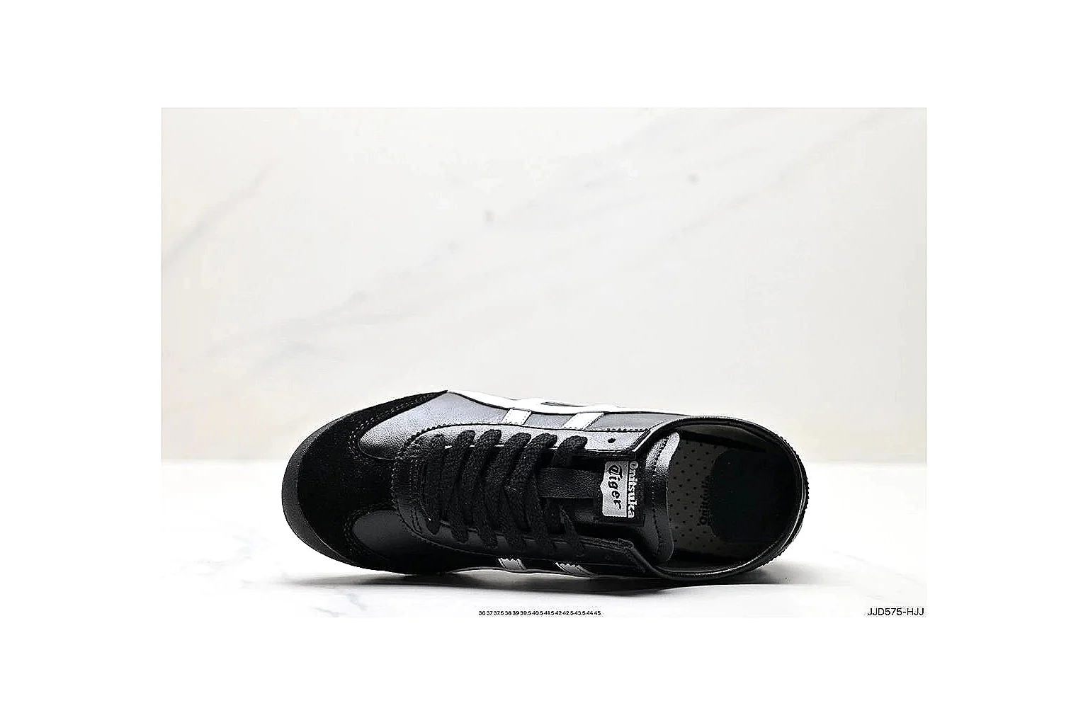 kakofindlist.com Black White Low Top Runner Low Top budget shortlist note six-photo gallery thumbnail 2
