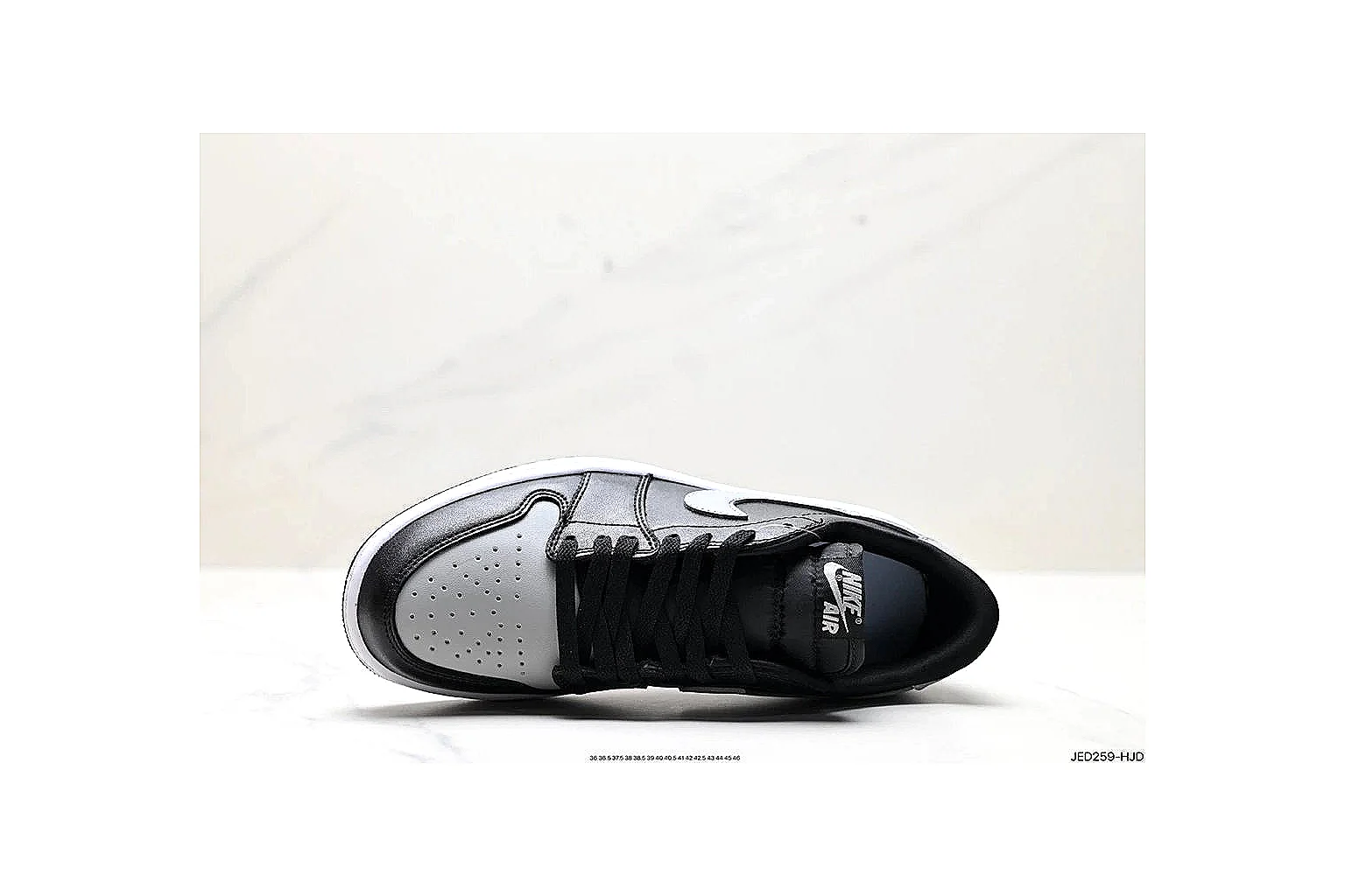 kakofindlist.com Black White Low Top Runner Low Top budget shortlist note six-photo gallery thumbnail 2