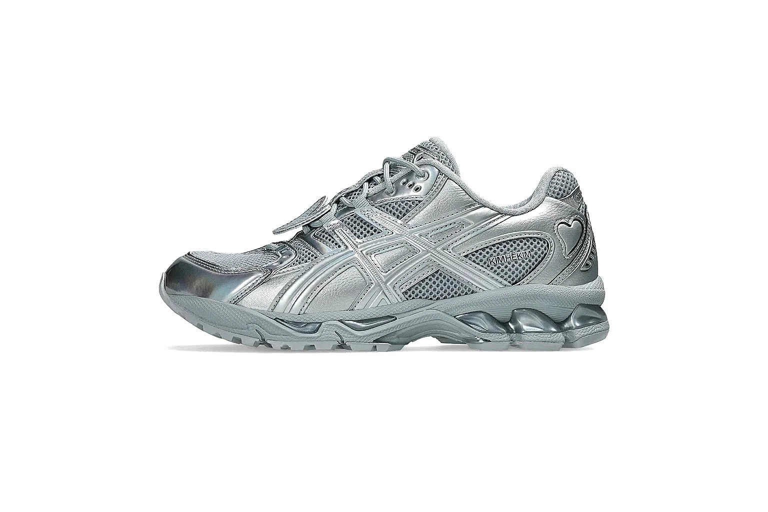 Kako Find List budget photos for New Balance Silver Gray Runner