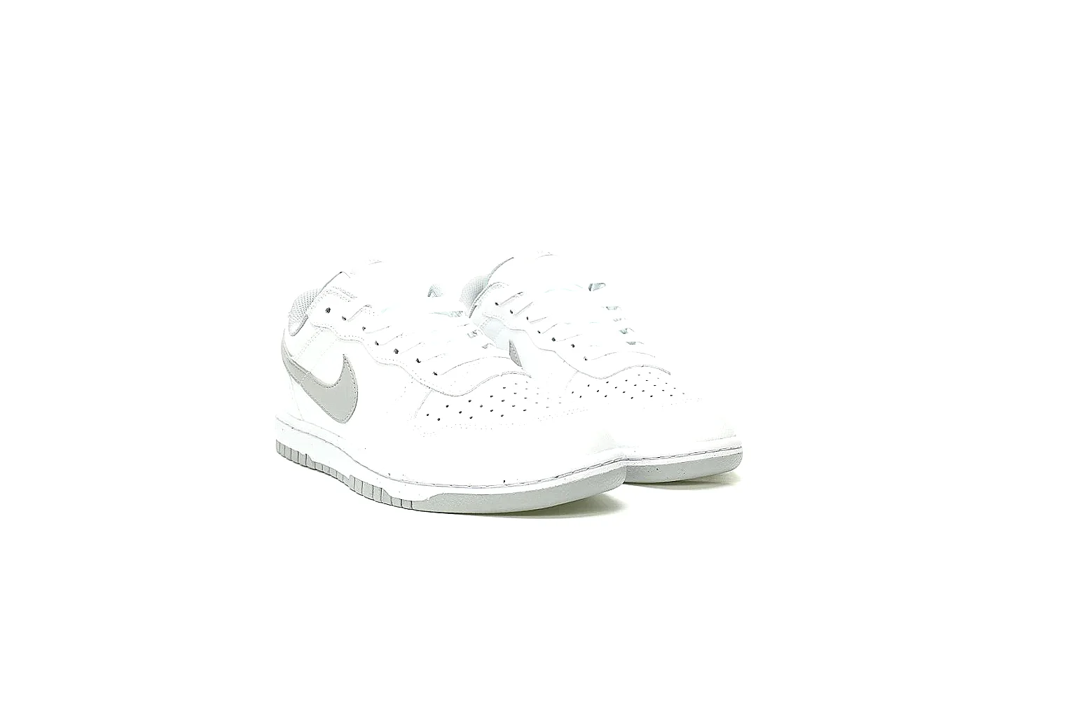 Kako Find List budget photos for Nike All White Low Court thumbnail 5