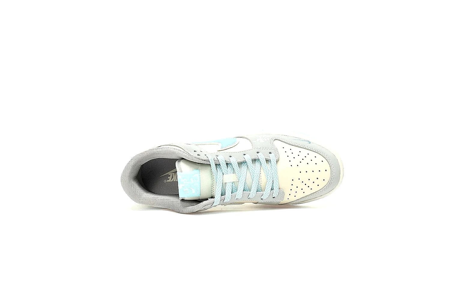 Kako Find List budget photos for Nike Aqua White Low Court thumbnail 3