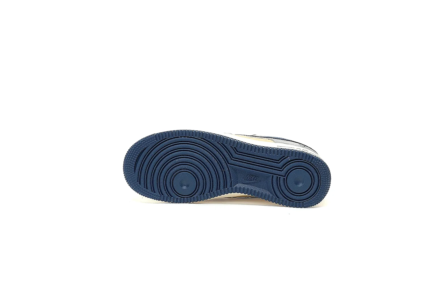 Kako Find List budget photos for Nike Beige Blue Low Court thumbnail 5
