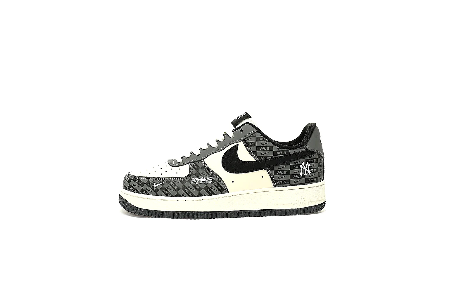 Kako Find List budget photos for Nike Black Cream Low Court
