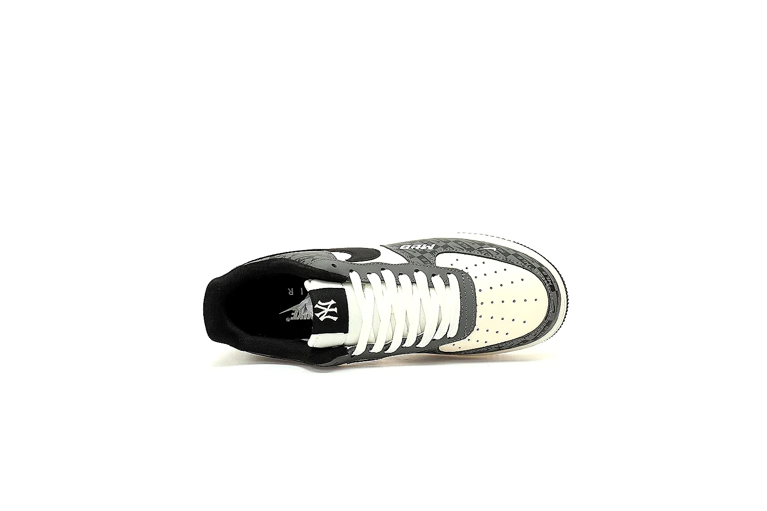 Kako Find List budget photos for Nike Black Cream Low Court thumbnail 3