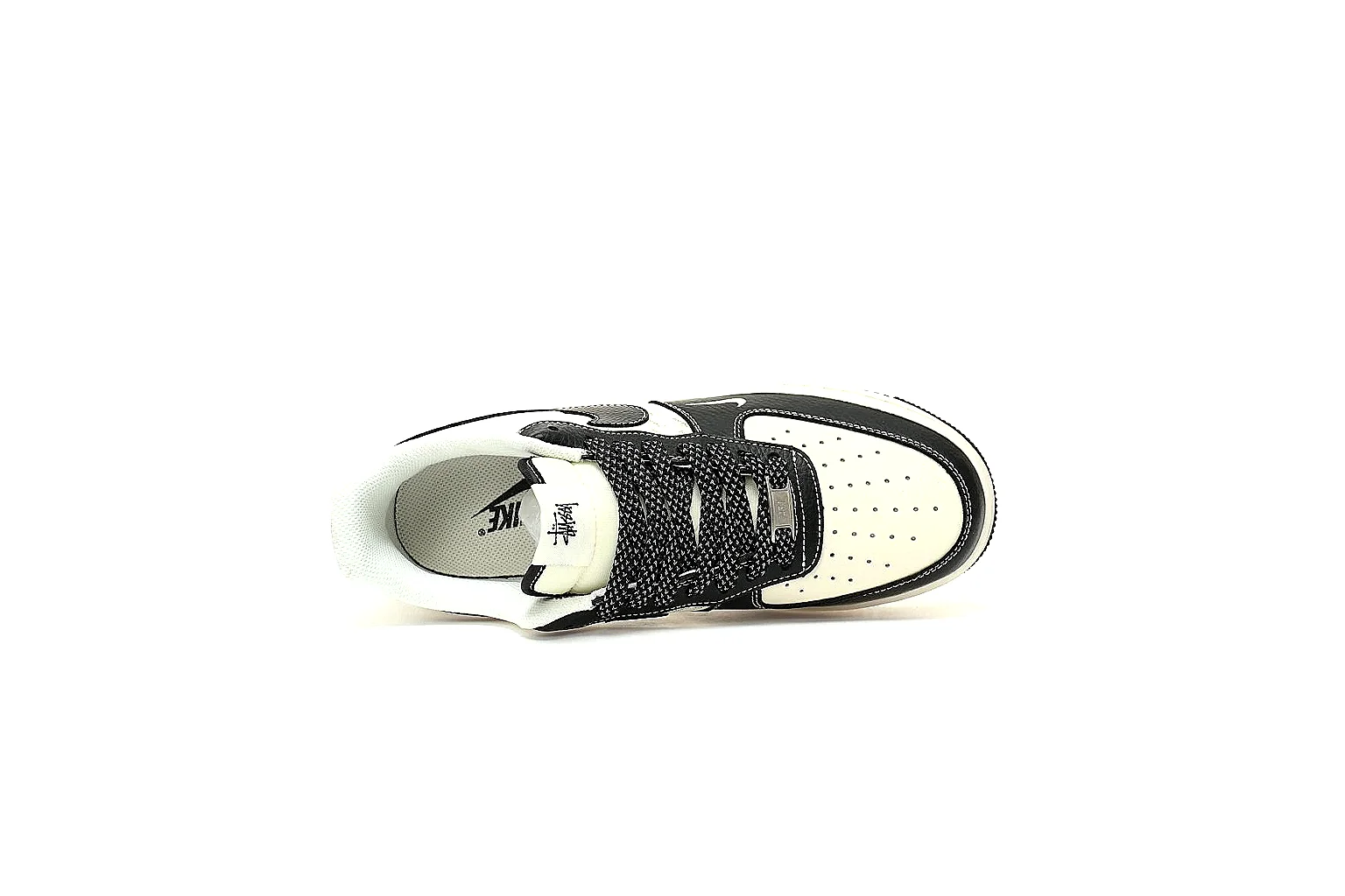 Kako Find List budget photos for Nike Black Cream Low Court thumbnail 3