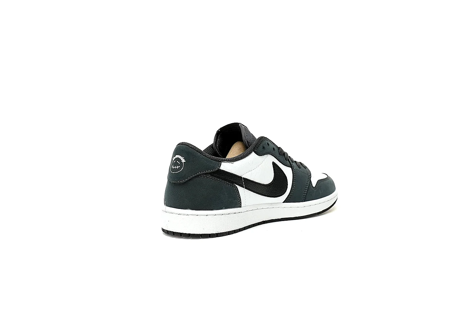 Kako Find List budget photos for Nike Black Green Low Court thumbnail 3