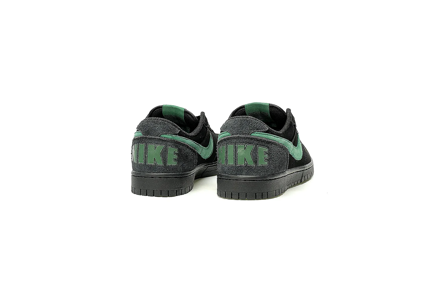 Kako Find List budget photos for Nike Black Green Low Court Sneaker thumbnail 6