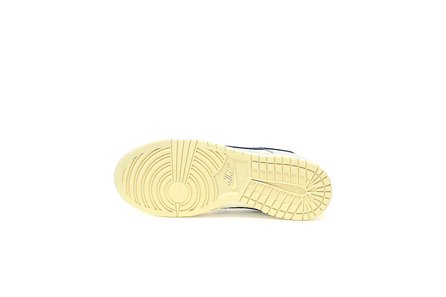 Kako Find List budget photos for Nike Blue Yellow Low Court thumbnail 5