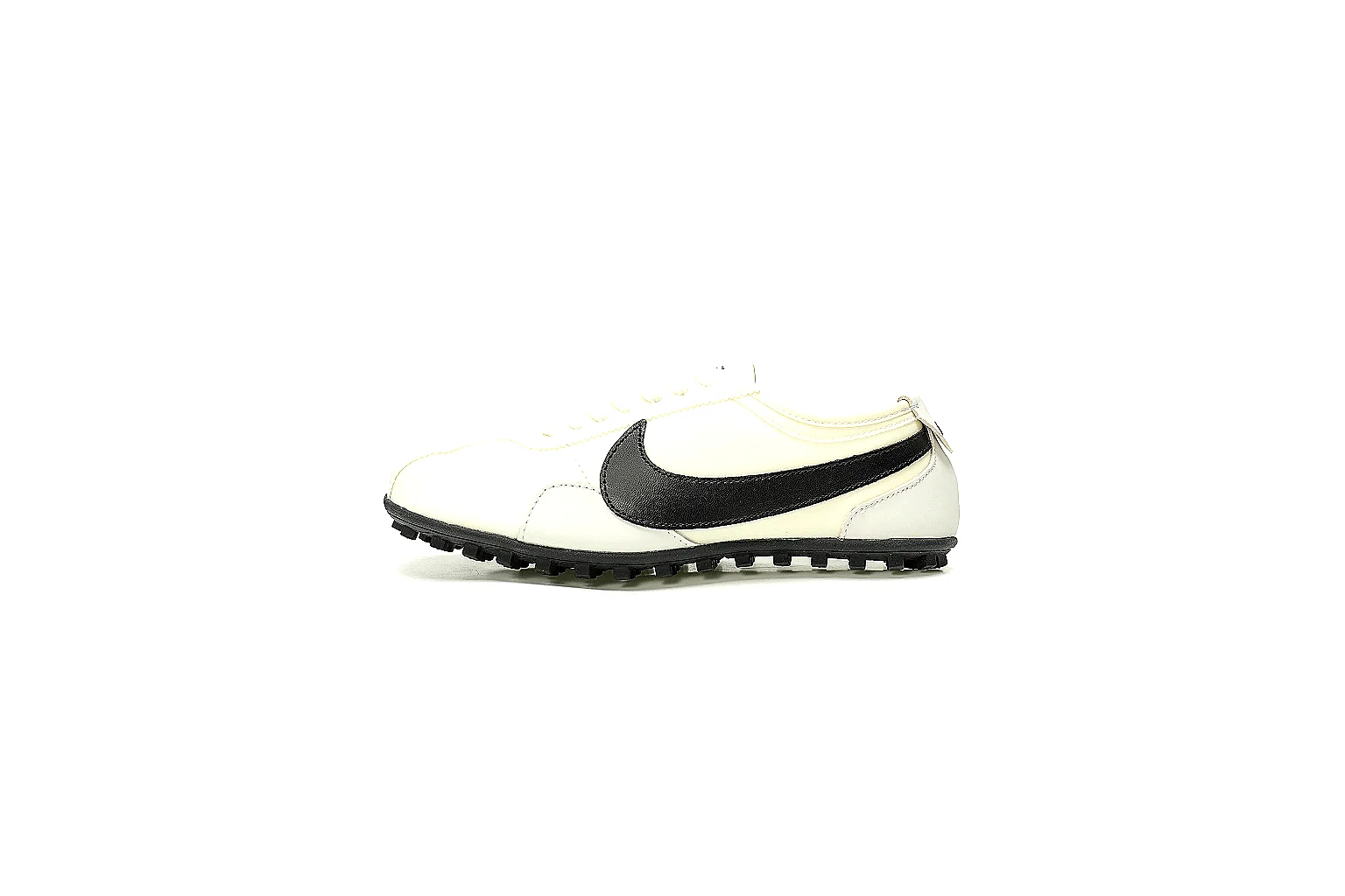 Kako Find List budget photos for Nike Cream Black Low Court Sneaker