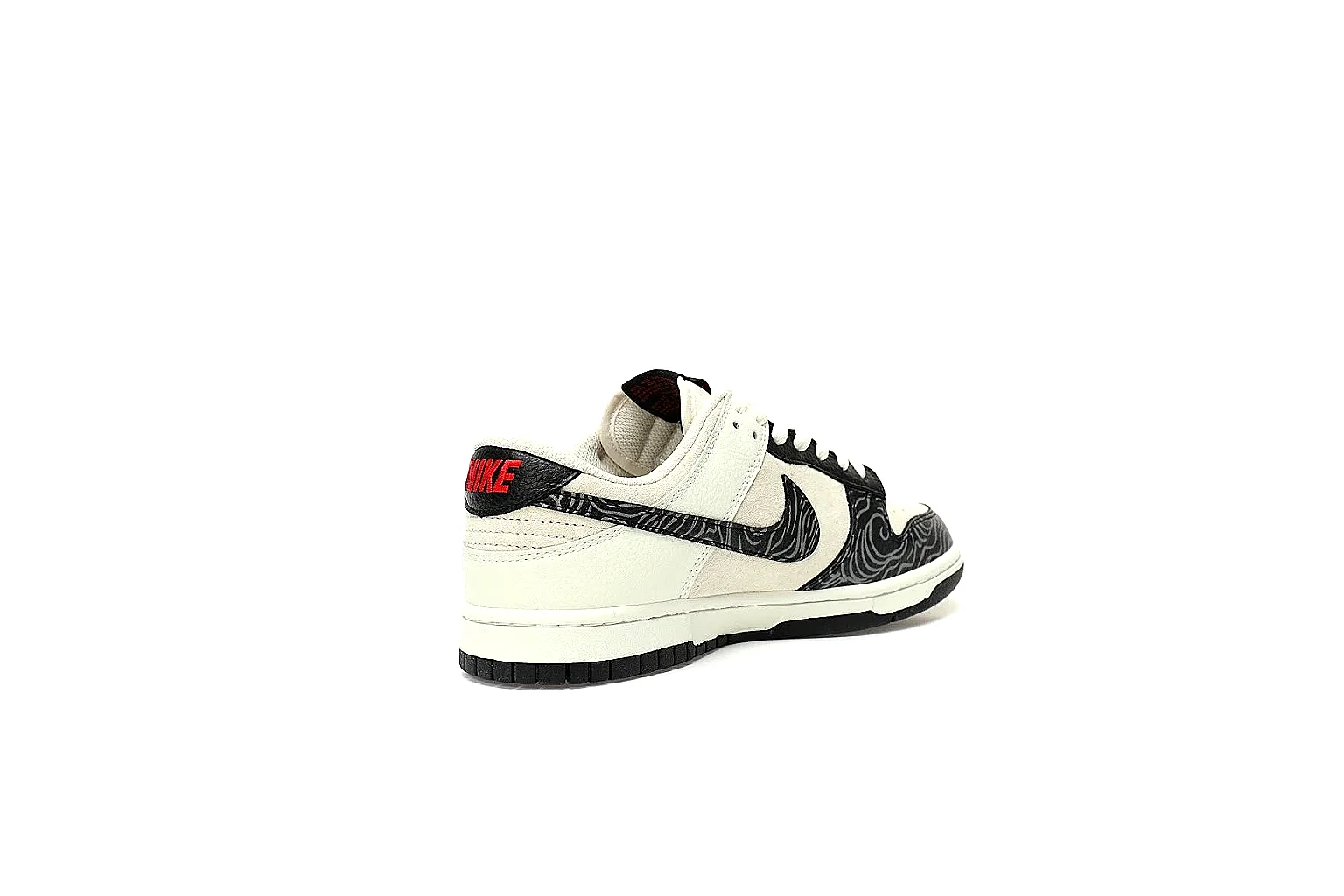 Kako Find List budget photos for Nike Cream Black Red Low Court thumbnail 3