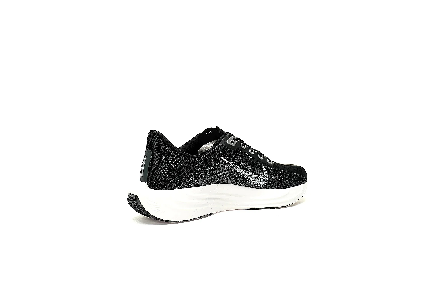 Kako Find List budget photos for Nike Green White Low Court thumbnail 3