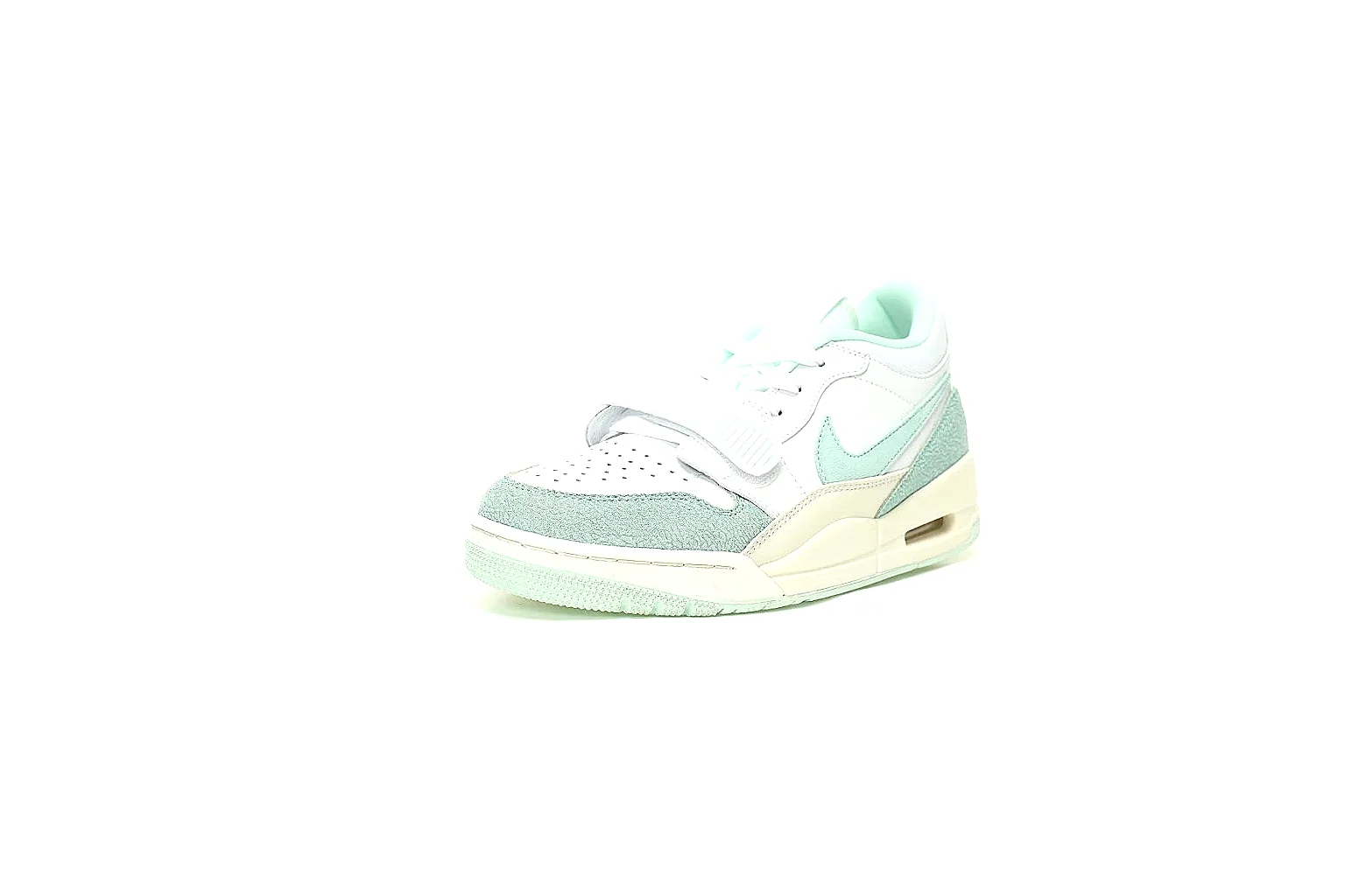 Kako Find List budget photos for Nike Mint Cream Retro Runner thumbnail 2