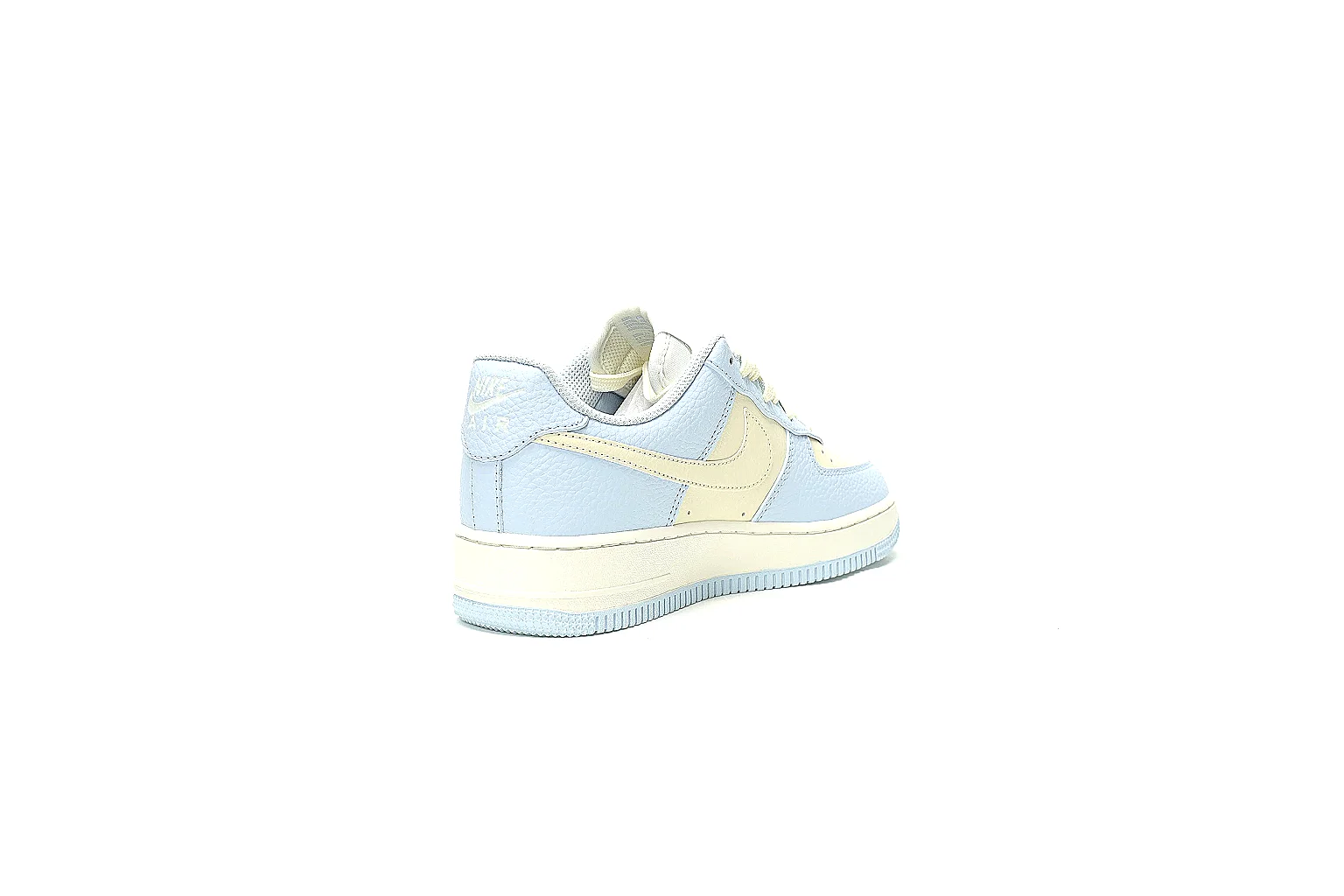 Kako Find List budget photos for Nike Pale Blue Low Court Sneaker thumbnail 2