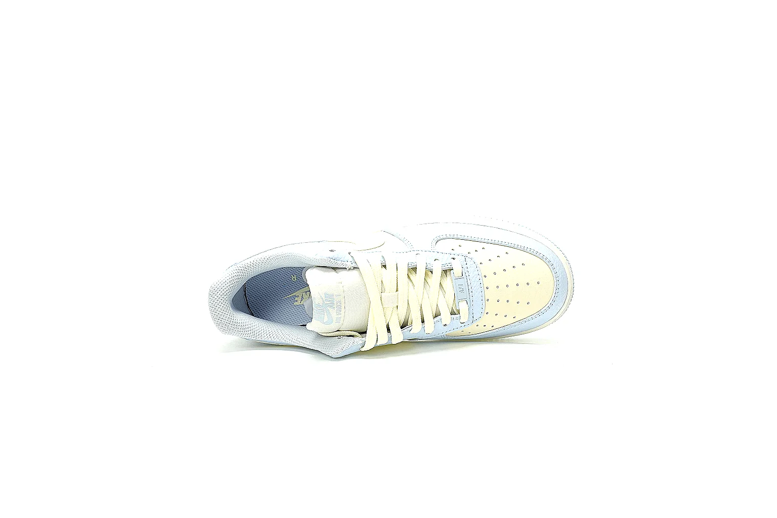 Kako Find List budget photos for Nike Pale Blue Low Court Sneaker thumbnail 3