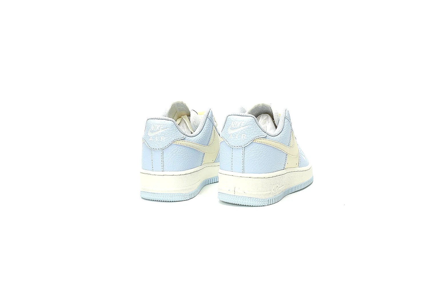 Kako Find List budget photos for Nike Pale Blue Low Court Sneaker thumbnail 6