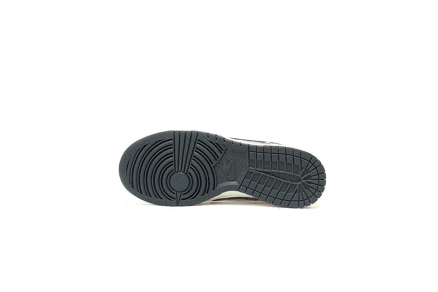 Kako Find List budget photos for Nike Silver Gray Low Court thumbnail 5