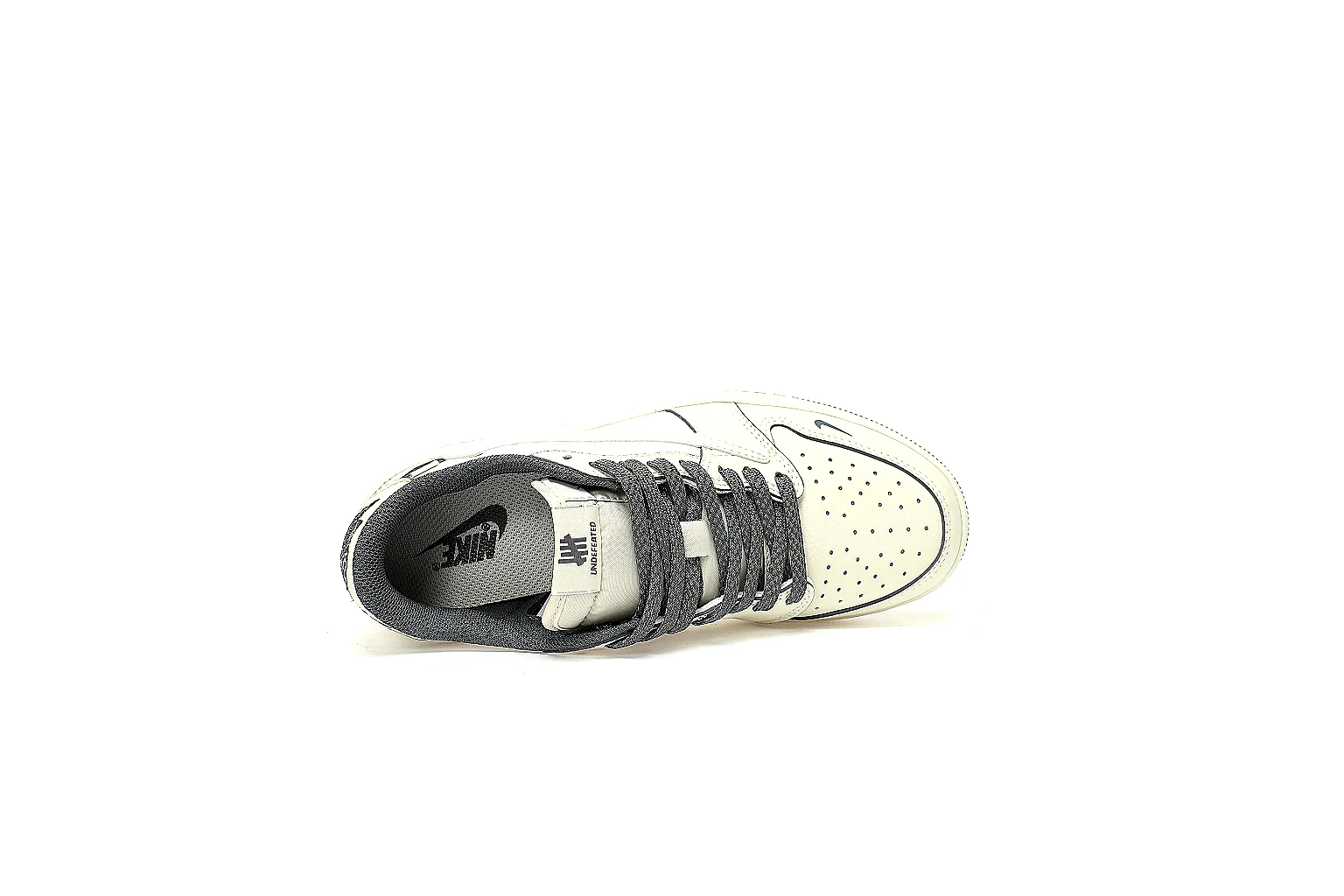 Kako Find List budget photos for Nike White Black Low Court thumbnail 4