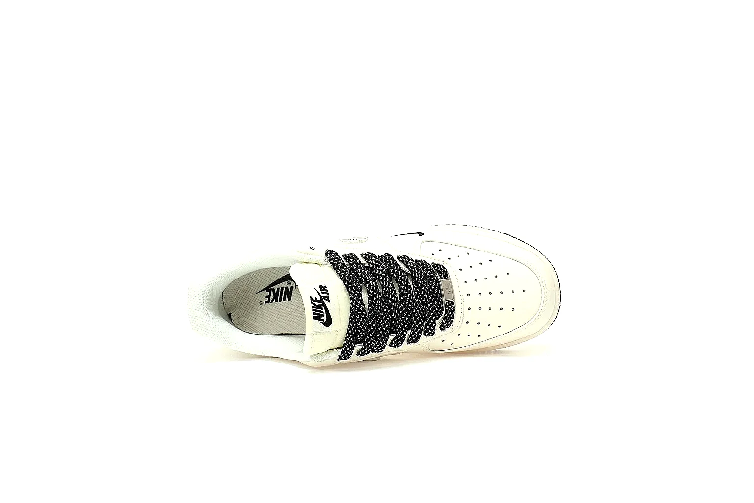 Kako Find List budget photos for Nike White Black Low Court thumbnail 3