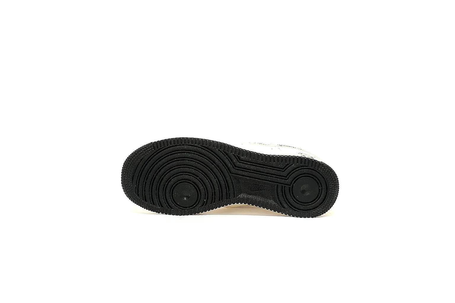 Kako Find List budget photos for Nike White Black Low Court thumbnail 4