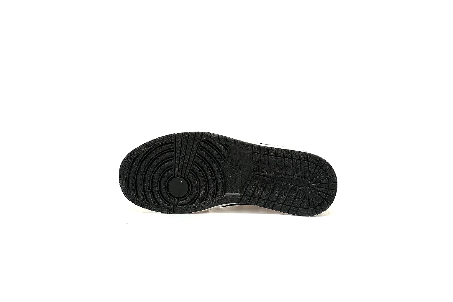 Kako Find List budget photos for Nike White Black Low Court Sneaker thumbnail 5