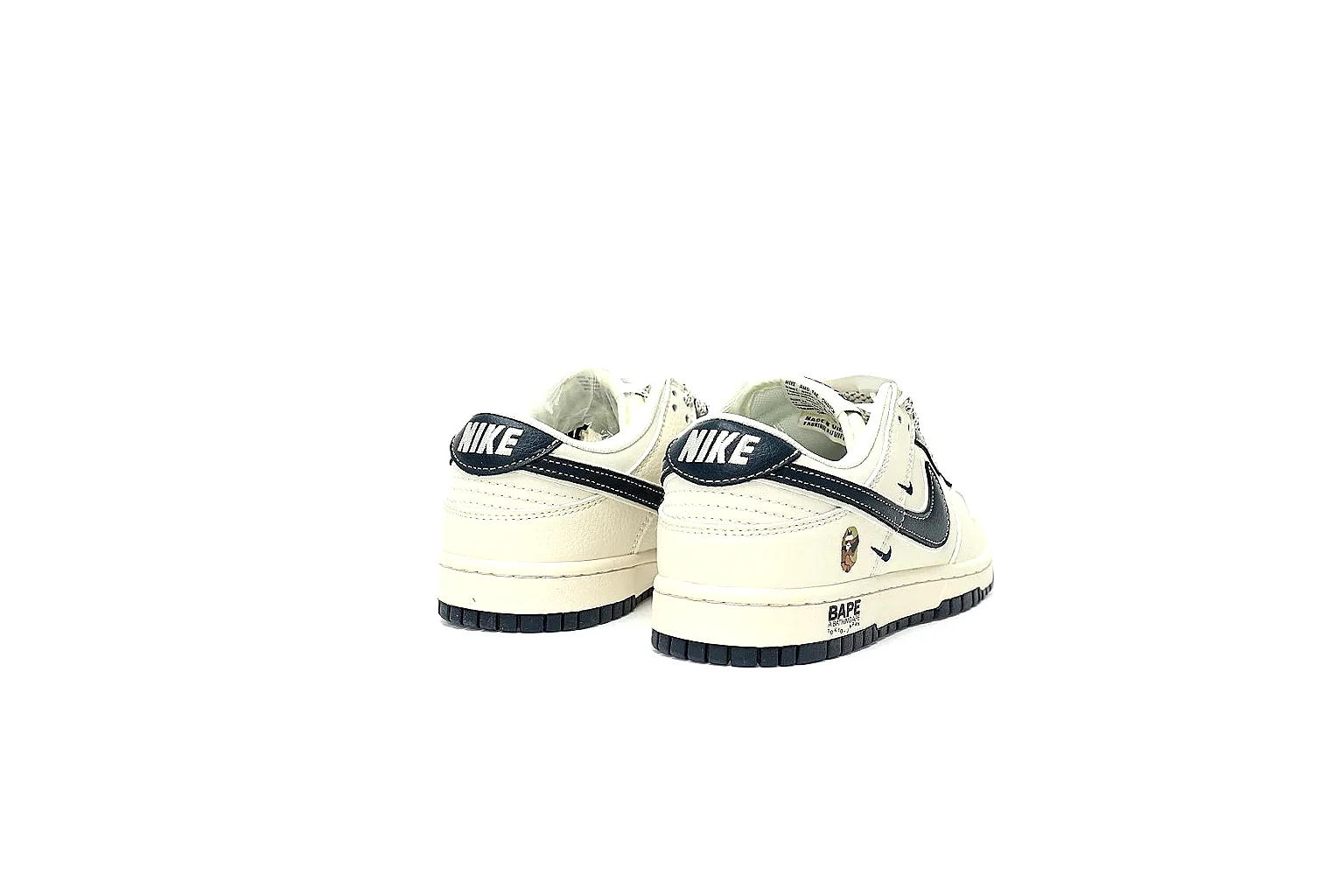 Kako Find List budget photos for Nike White Black Low Court thumbnail 6