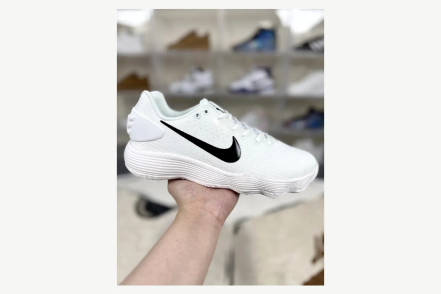 Nike White Black Swoosh Low Top value find image SKU 1194923747 thumbnail 2