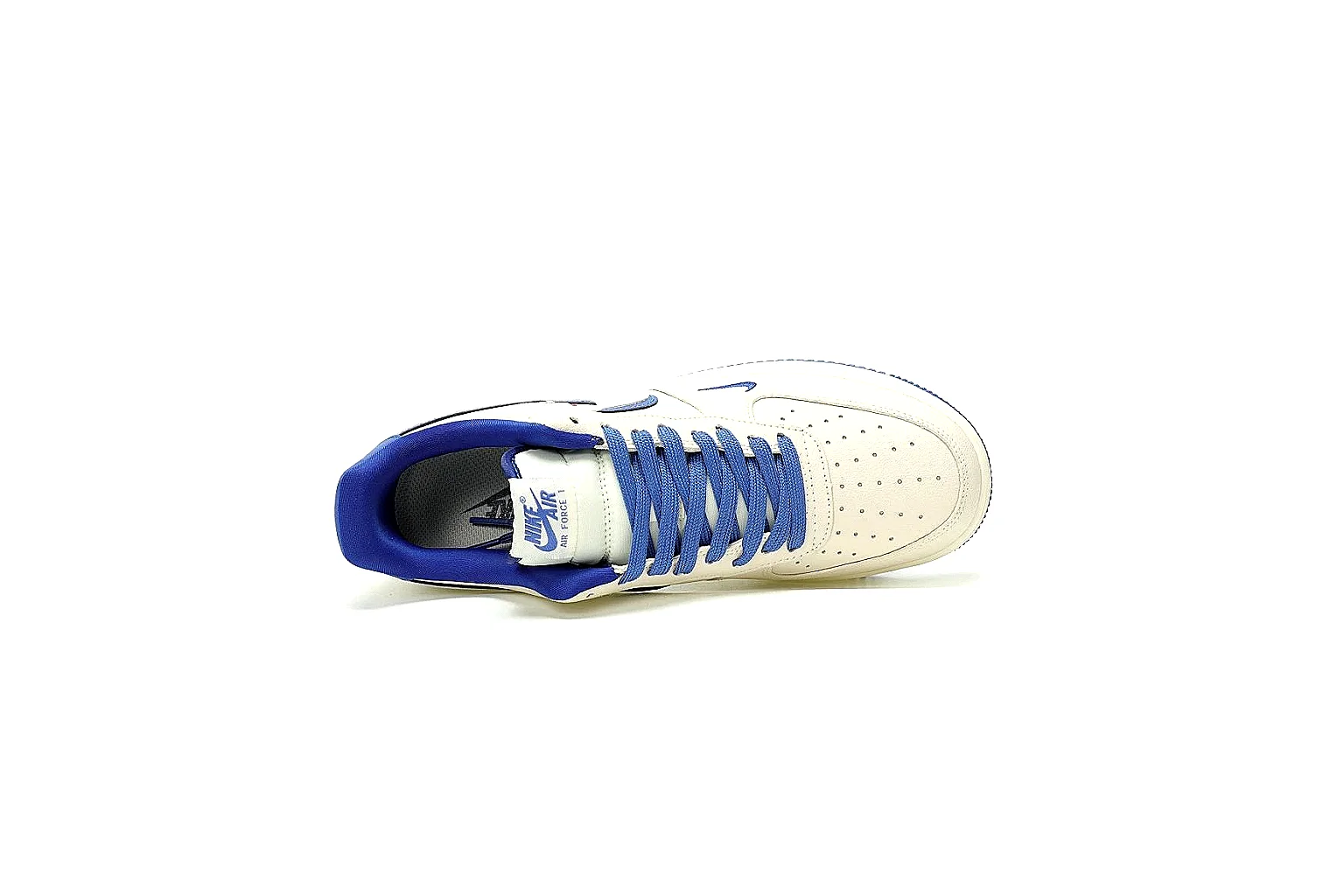 Kako Find List budget photos for Nike White Blue Low Court Sneaker thumbnail 3