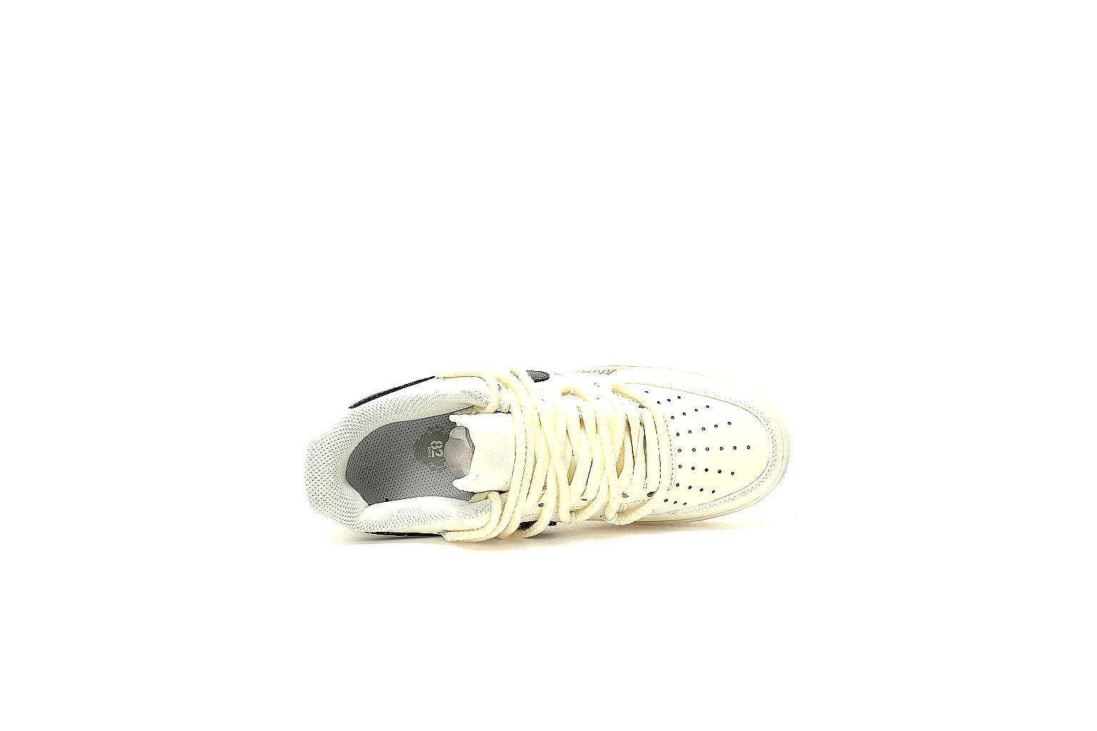 Kako Find List budget photos for Nike White Cream Low Court thumbnail 4