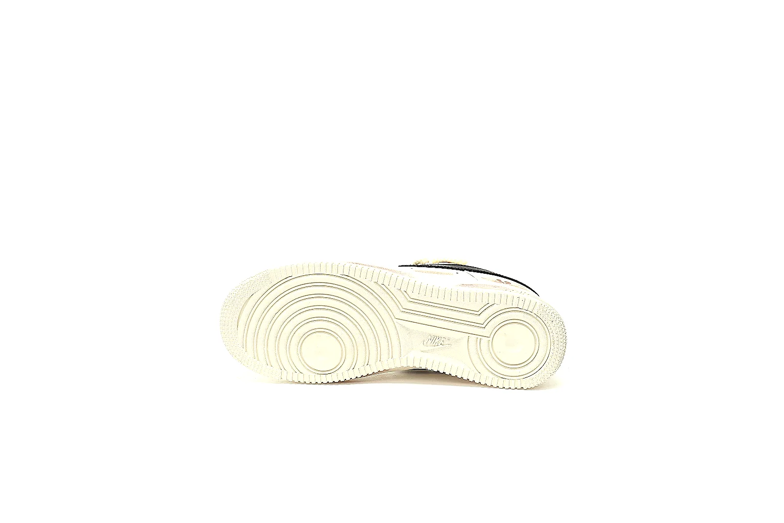 Kako Find List budget photos for Nike White Cream Low Court thumbnail 5
