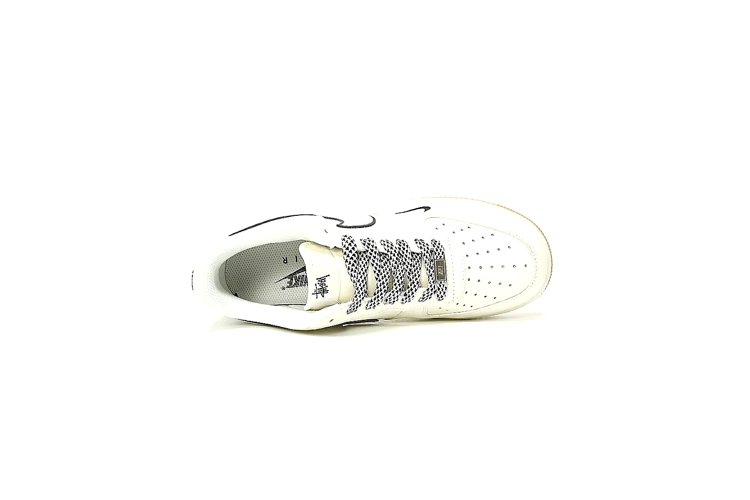 Kako Find List budget photos for Nike White Gum Low Court thumbnail 3