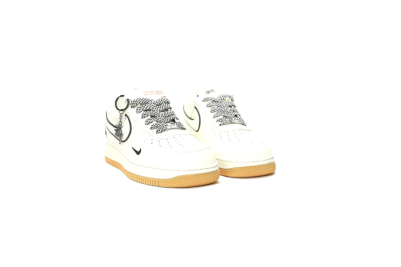 Kako Find List budget photos for Nike White Gum Low Court thumbnail 5