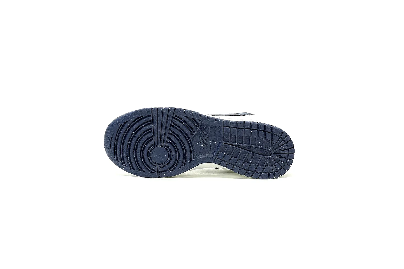 Kako Find List budget photos for Nike White Navy Low Court thumbnail 4